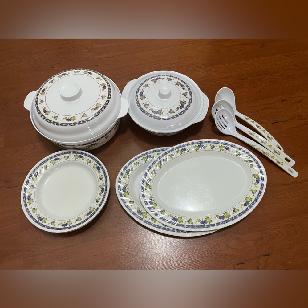 Vintage Dining Set | Melamine Ware